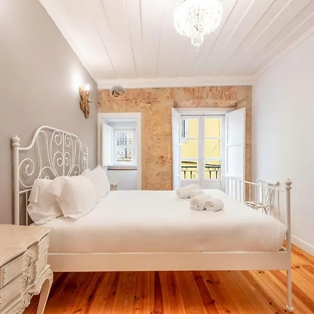 Guestready - Exquisite Bica Poetas * Lisboa